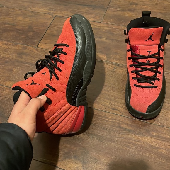 2020
Air Jordan 12 Retro 'Reverse Flu Game' - Picture 3 of 8